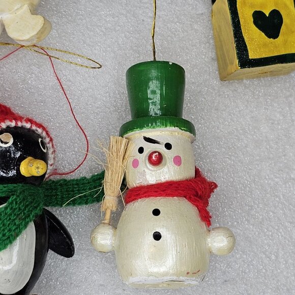Vintage Handcrafted Wood Christmas Ornaments Set Of 5 Traditional Snowman Pengui - Picture 2 of 10
